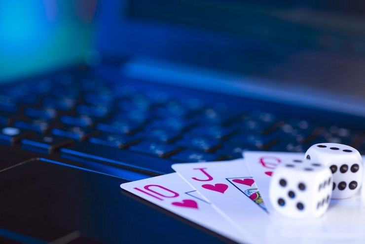 Texas Hold'em poker table interface on toto80 link